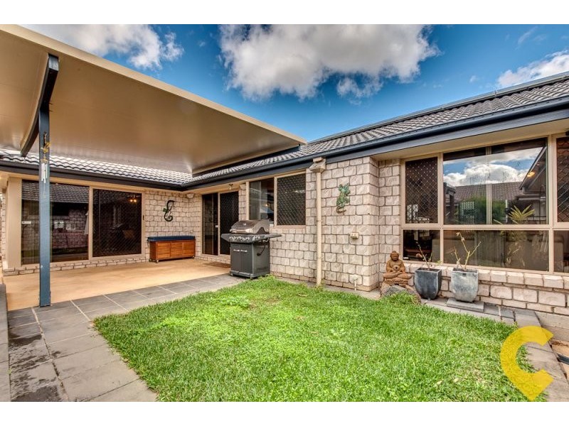 18 Hatia Place, Kuraby QLD 4112