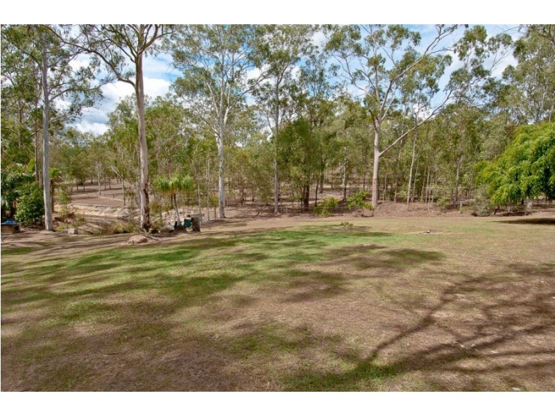 381 Tamborine Mountain Road, Tamborine QLD 4270