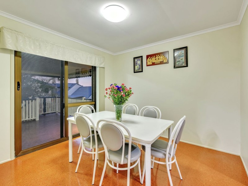 43 Oakleaf Street, Eight Mile Plains QLD 4113