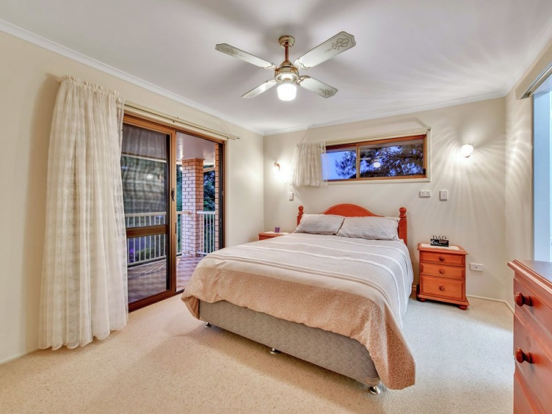 43 Oakleaf Street, Eight Mile Plains QLD 4113