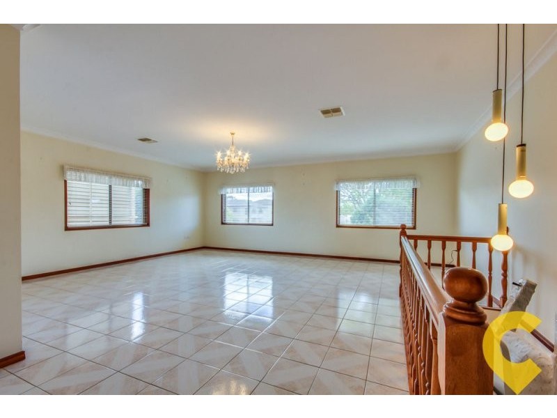 7 Bordeaux Street, Eight Mile Plains QLD 4113