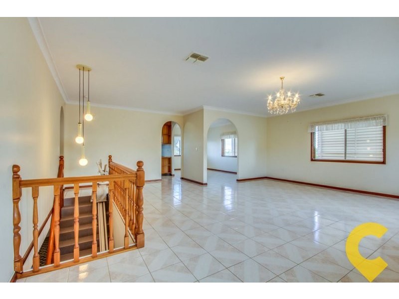 7 Bordeaux Street, Eight Mile Plains QLD 4113