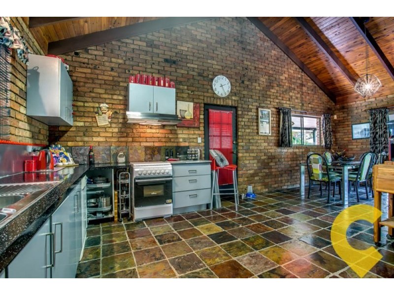 216 Jones Road, Bellbird Park QLD 4300