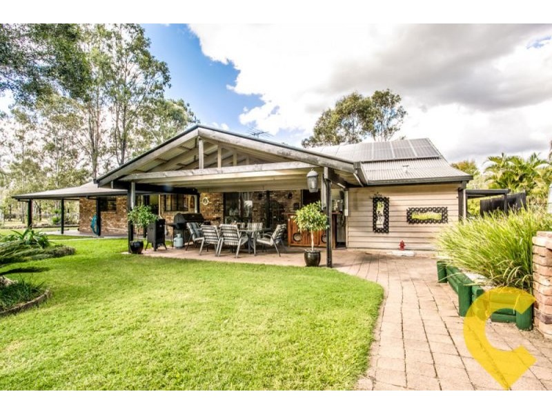 216 Jones Road, Bellbird Park QLD 4300