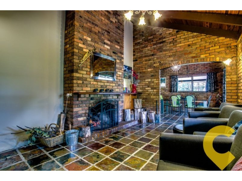 216 Jones Road, Bellbird Park QLD 4300