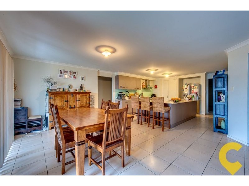 52 Parkwood Drive, Heathwood QLD 4110