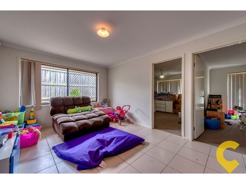 52 Parkwood Drive, Heathwood QLD 4110