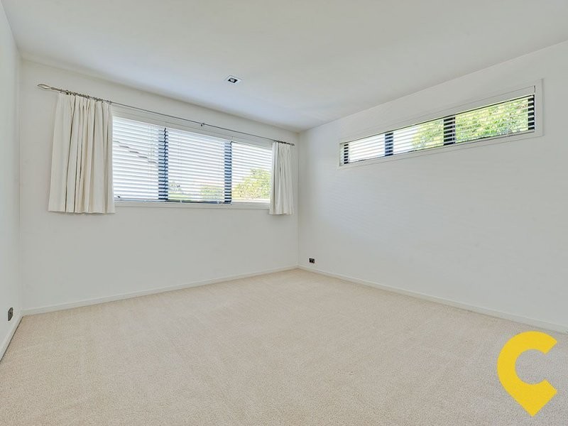 7 Ebb Court, Bulimba QLD 4171