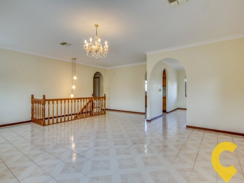 7 Bordeaux Street, Eight Mile Plains QLD 4113