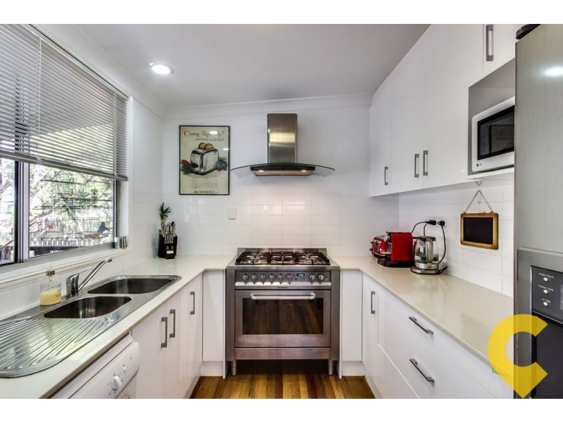 45 Oxley Station Road, Oxley QLD 4075