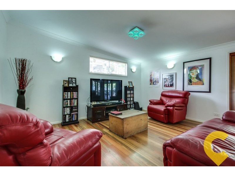 45 Oxley Station Road, Oxley QLD 4075