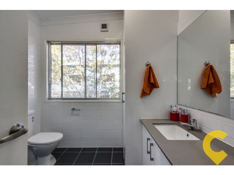 45 Oxley Station Road, Oxley QLD 4075