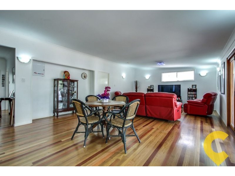 45 Oxley Station Road, Oxley QLD 4075