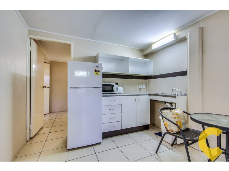 190 Bapaume Road, Holland Park West QLD 4121