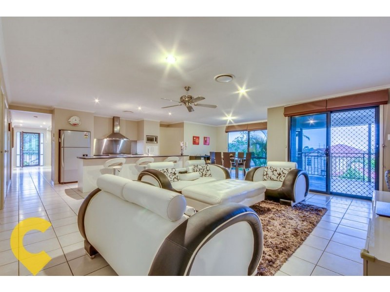 8 Mayfair Place, Stretton QLD 4116