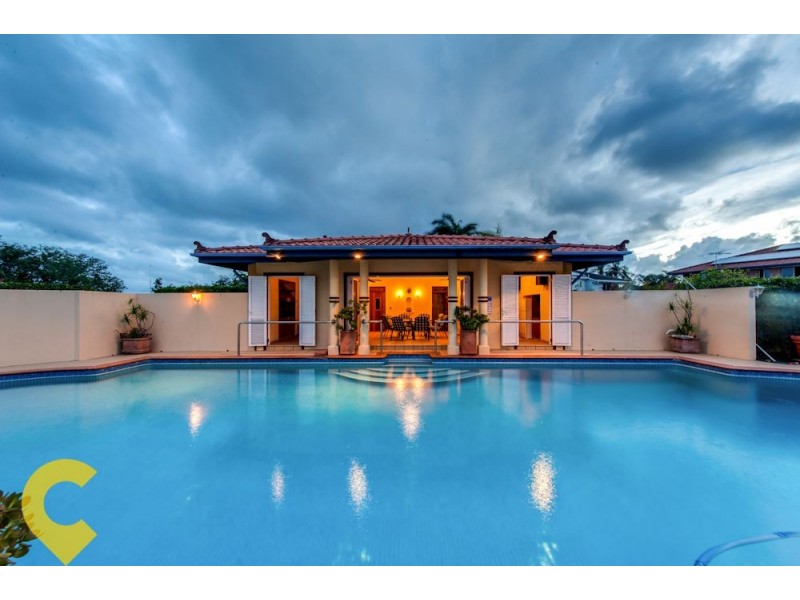 4 Commodore Drive, Birkdale QLD 4159