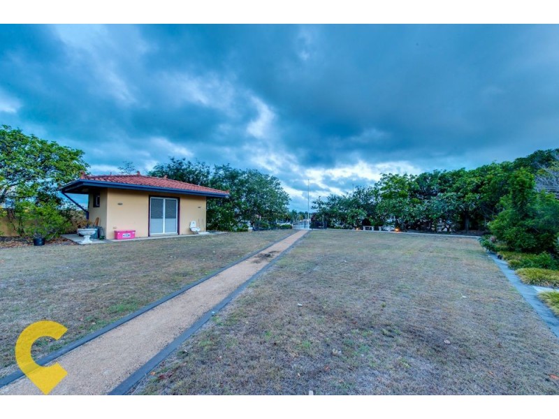 4 Commodore Drive, Birkdale QLD 4159