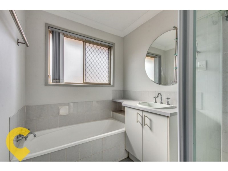 24 Lycoris Street, Crestmead QLD 4132