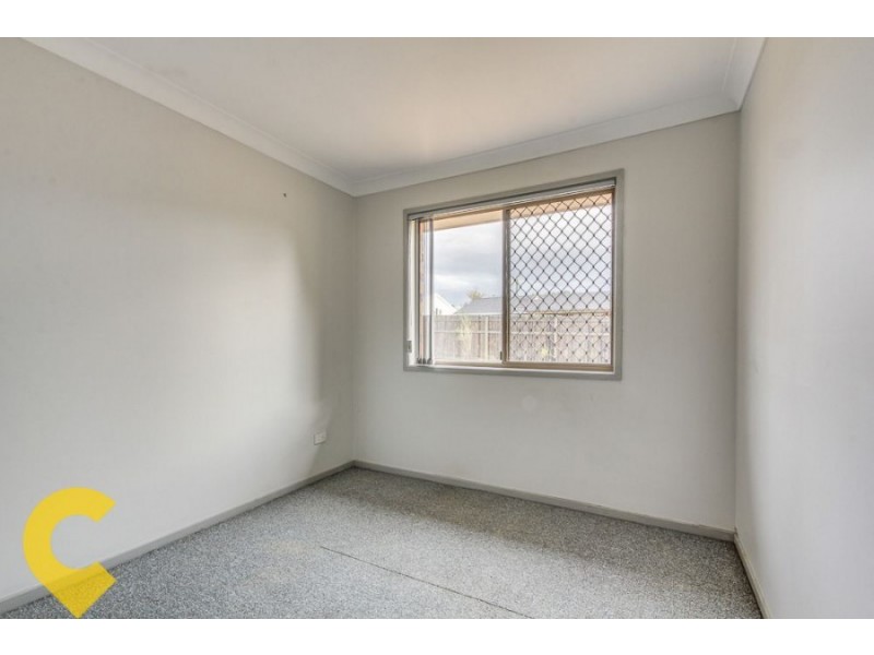 24 Lycoris Street, Crestmead QLD 4132