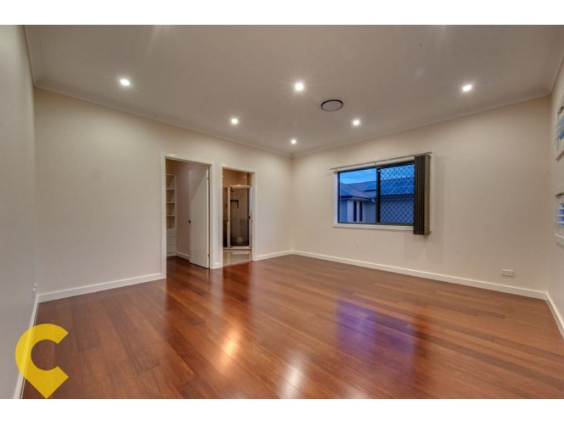66 Hawthorn Circuit, Stretton QLD 4116