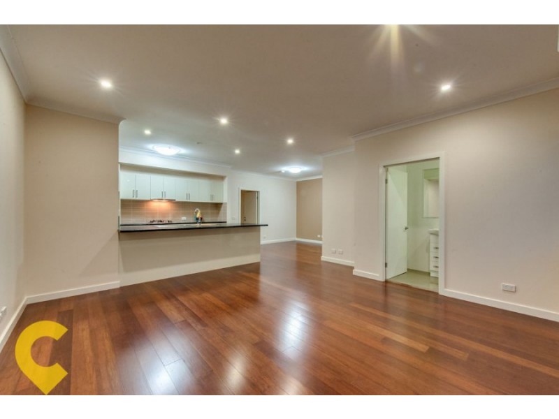 66 Hawthorn Circuit, Stretton QLD 4116