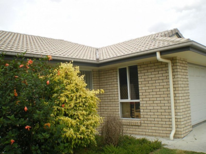 6 Barker Court, Goodna QLD 4300