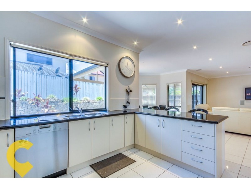 15 Elm Court, Stretton QLD 4116