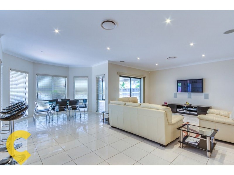 15 Elm Court, Stretton QLD 4116