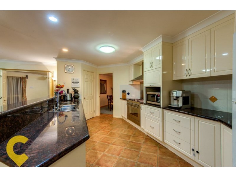 12 Fendi Place, Eight Mile Plains QLD 4113