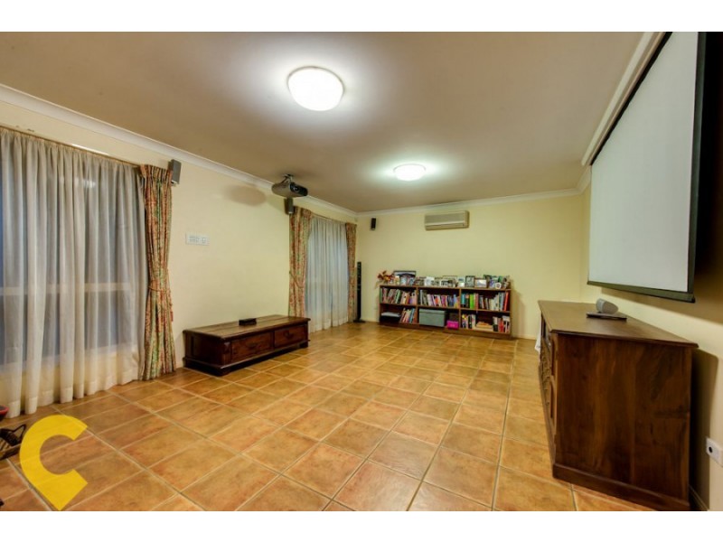 12 Fendi Place, Eight Mile Plains QLD 4113