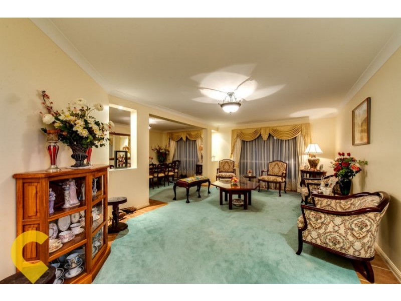 12 Fendi Place, Eight Mile Plains QLD 4113