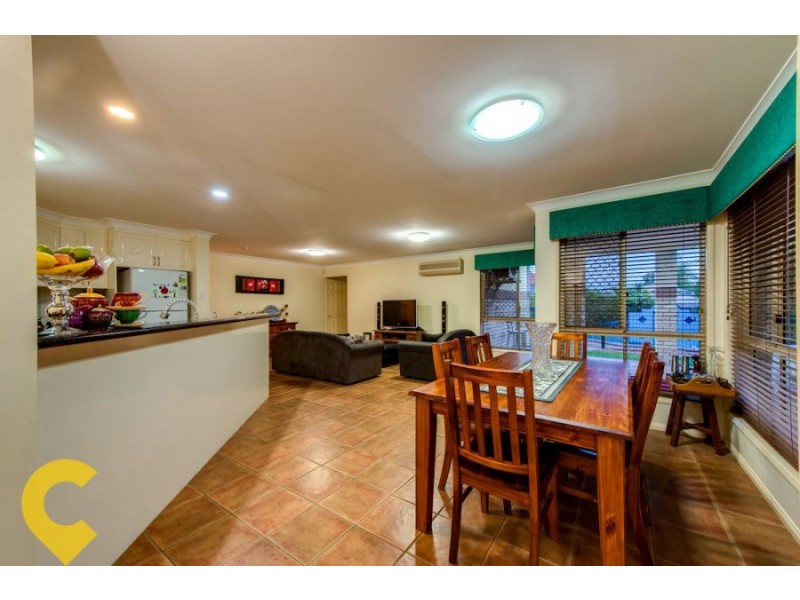 12 Fendi Place, Eight Mile Plains QLD 4113