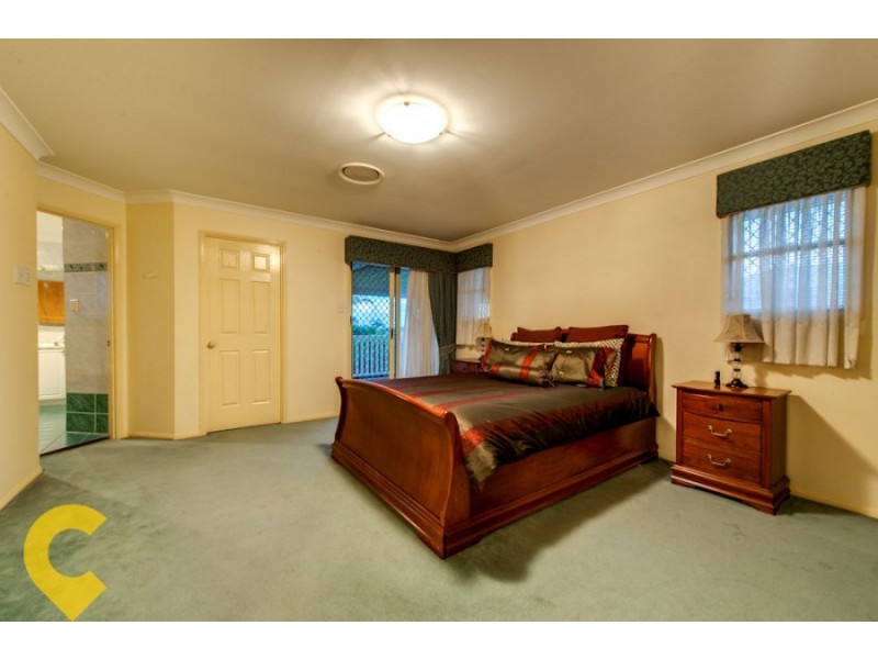 12 Fendi Place, Eight Mile Plains QLD 4113