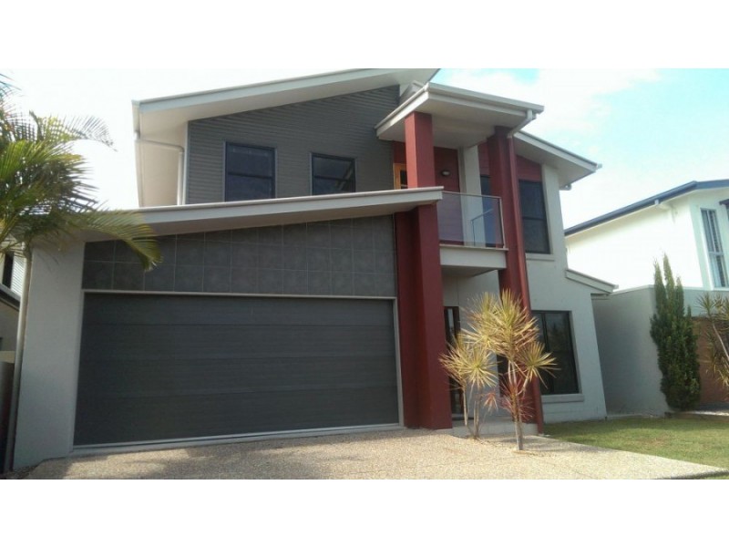 51 Coomera Court, Helensvale QLD 4212