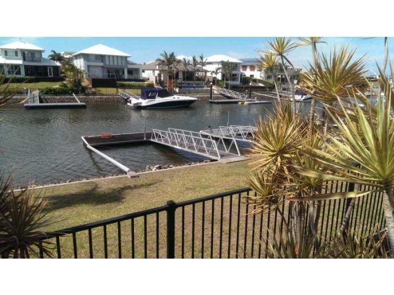 51 Coomera Court, Helensvale QLD 4212