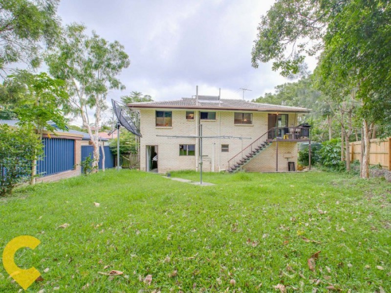 16 Montreal Street, Wishart QLD 4122