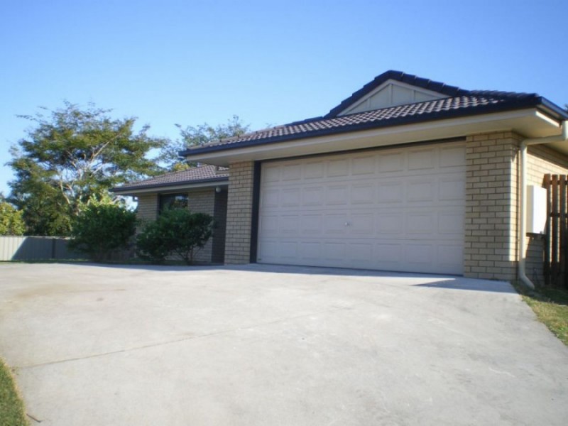 8 Demmers Court, Goodna QLD 4300