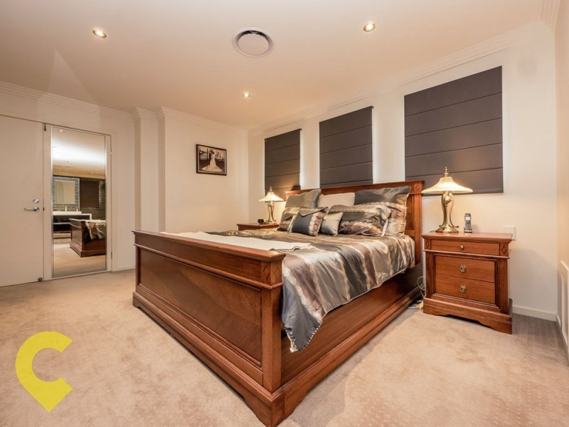 74 Delaney Circuit, Carindale QLD 4152