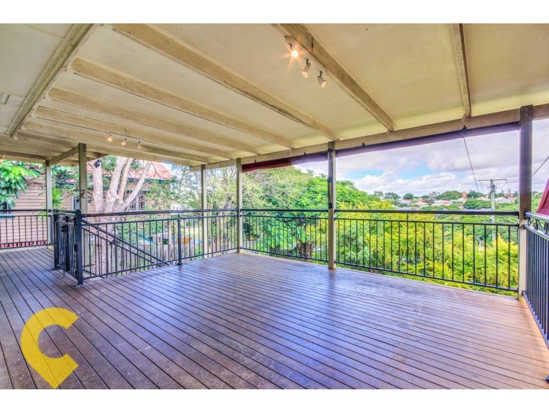 4 Avesnes Street, Holland Park QLD 4121