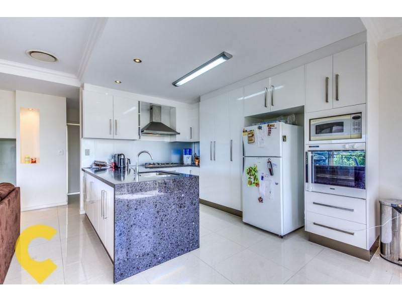 1 Miriam Street, Holland Park West QLD 4121