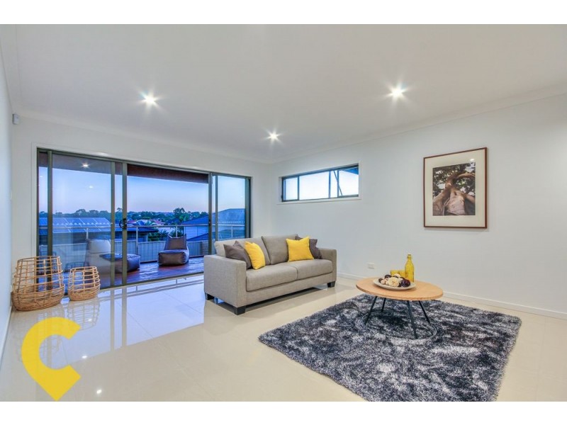 19 Birkenhead Place, Carindale QLD 4152