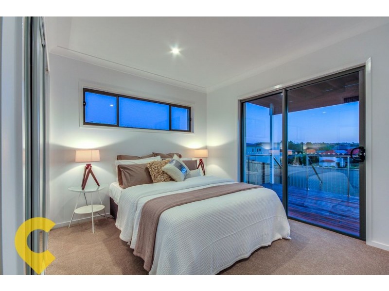 19 Birkenhead Place, Carindale QLD 4152