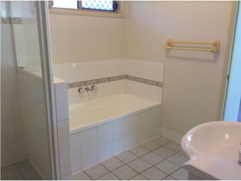 67 Shelduck Place, Calamvale QLD 4116