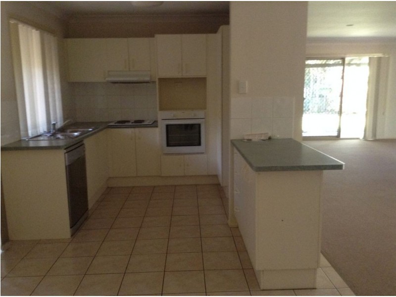 67 Shelduck Place, Calamvale QLD 4116