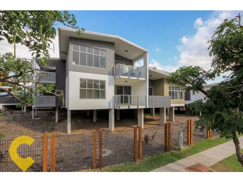 2/96 Dell Road, St Lucia QLD 4067