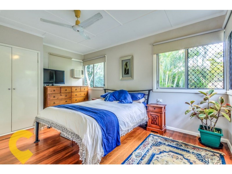 19 Clinton Street, Coopers Plains QLD 4108