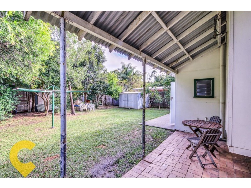 19 Clinton Street, Coopers Plains QLD 4108