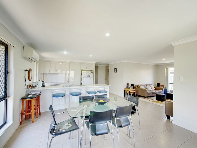 38 Reardon Street, Calamvale QLD 4116