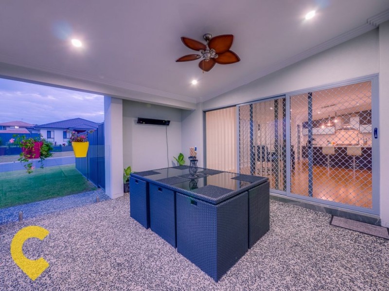 27 Maryland Drive, Regents Park QLD 4118