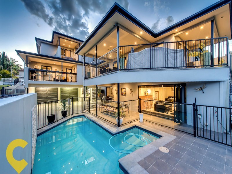 9 Stuart Place, Eight Mile Plains QLD 4113